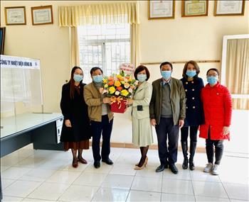 Tri ân đội ngũ y tế Công ty Nhiệt điện Uông Bí nhân ngày thầy thuốc Việt Nam