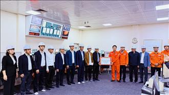 Lãnh đạo EVNGENCO1 thăm, tặng quà Tết cán bộ, người lao động Công ty Nhiệt điện Uông Bí