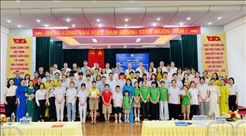 Công đoàn Công ty Nhiệt điện Uông Bí tổ chức Hội nghị biểu dương gia đình CNVLĐ tiêu biểu và tuyên dương con CNVLĐ đạt thành tích cao, vượt khó năm học 2024–2025.